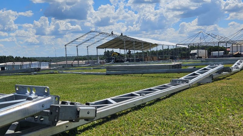 Preparação de estandes para o 36º Show Rural está acelerada