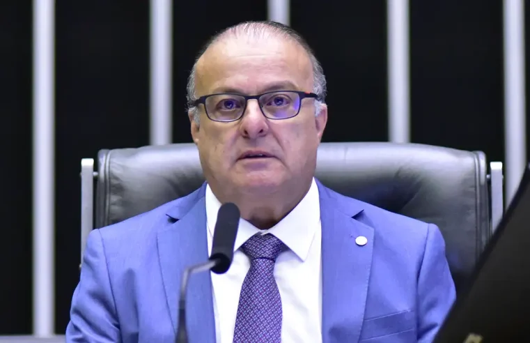 Natal elege Paulinho Freire no segundo turno