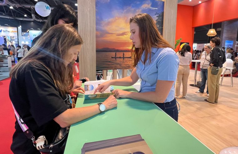 Saldo de mulheres empregadas no setor do turismo cresce 8,6% no Paraná