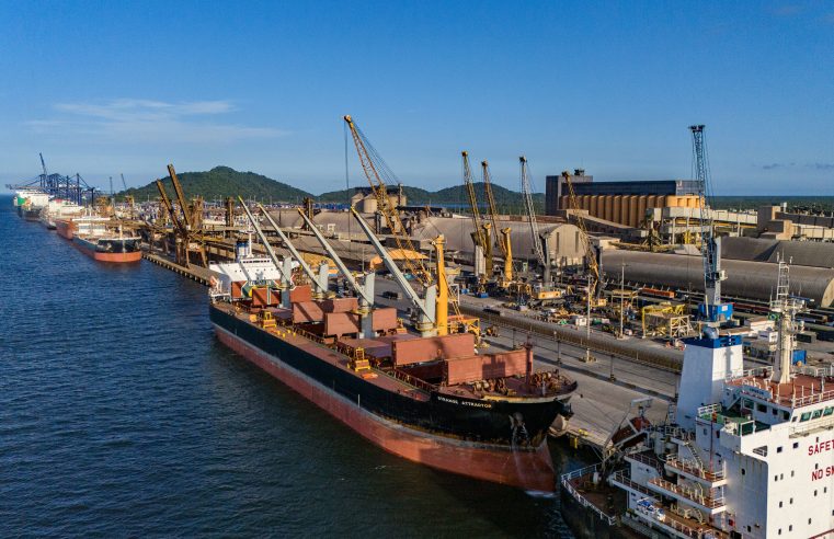 Movimentação nos portos do Paraná cresce 8% no acumulado de janeiro a outubro