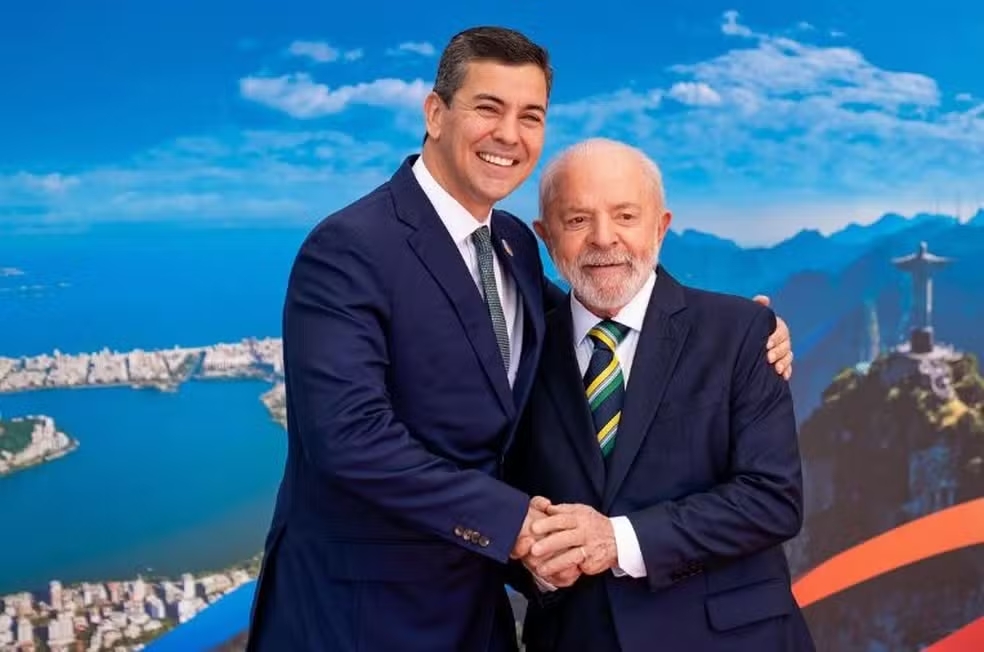 Presidente do Paraguai passa mal durante cúpula do G20 e é internado