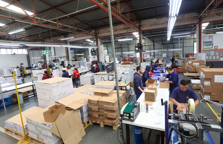 84% dos municípios do Paraná têm saldo positivo de empregos de janeiro a setembro