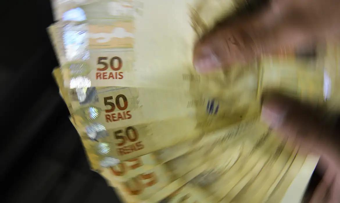 Serasa abre um dia de negociação de dívidas