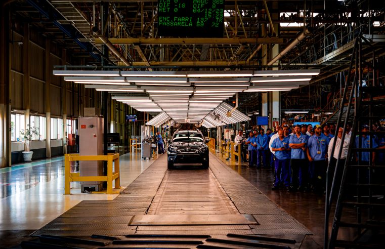 Com 150 bolsistas, Fundação Araucária e Renault celebram 10 anos de parceria