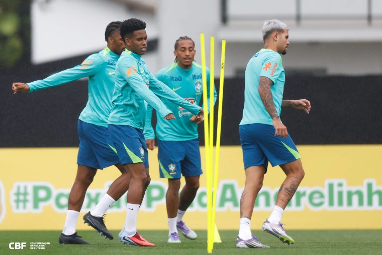 Eliminatórias: Brasil inicia preparação para jogo contra o Chile