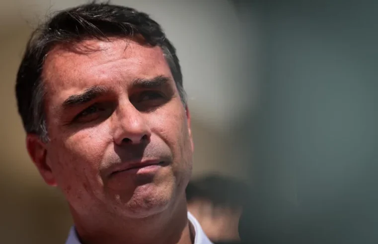 Flávio Bolsonaro diz a aliados ter acerto com Zema e Ratinho Jr.