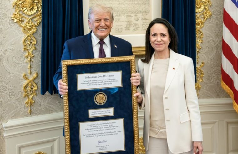 “Não pode ser repassado”, diz Fundação Nobel após Machado afirmar que doou medalha a Trump