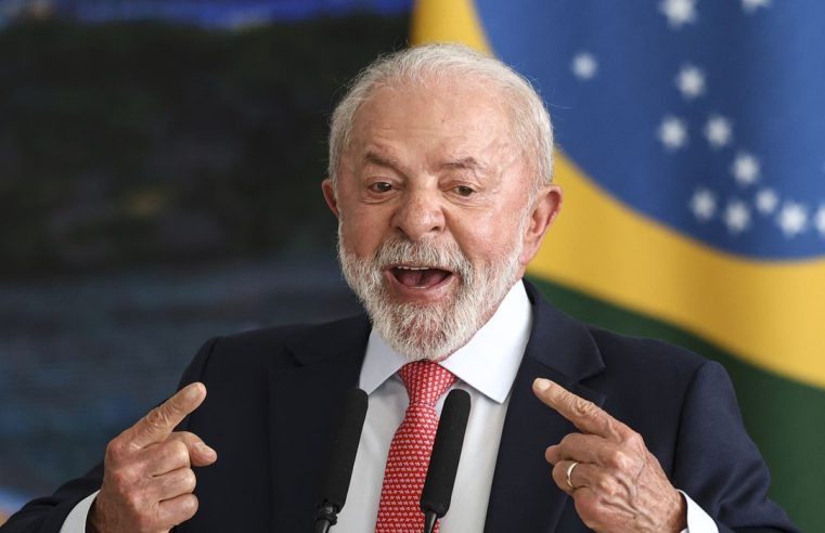 Atitude irresponsável, diz Lula após revogação de visto de embaixadora