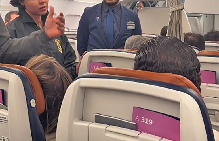 Voo da LATAM atrasa após passageiro retirar bagagem de outros e argumentar com a PF: “Eu sou Black”