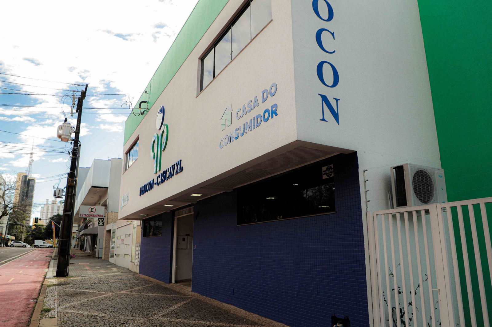 Procon orienta consumidores para as compras do Dia dos Pais
