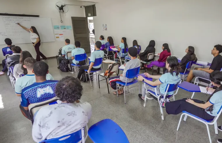 Pé-de-Meia paga hoje 5ª parcela a alunos nascidos em julho e agosto