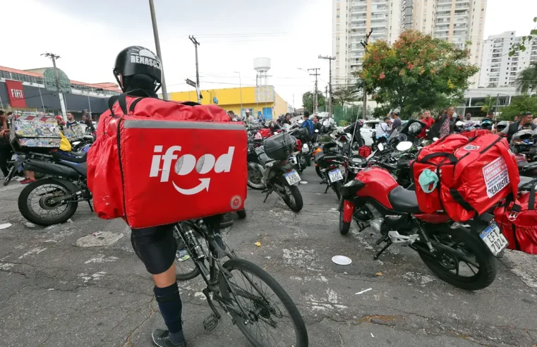 Anvisa libera venda de medicamentos por plataformas como iFood e Rapp