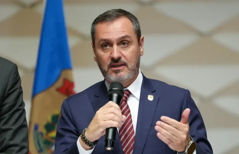 Mendonça afasta Andrei Rodrigues da direção-geral da Polícia Federal