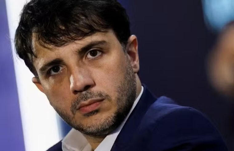 Meta e TikTok tiram do ar perfis de Renan Santos após ordem de Toffoli