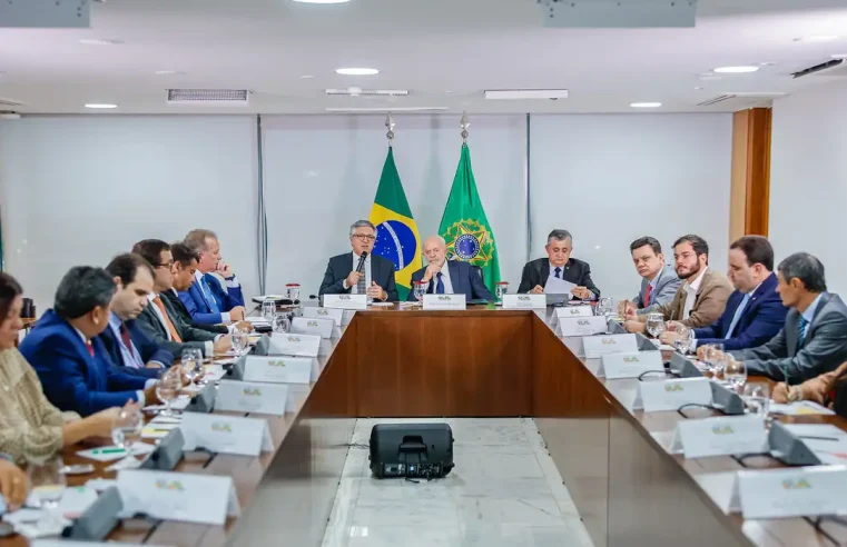 Lula não irá opinar em eleição da Câmara, diz líder do governo