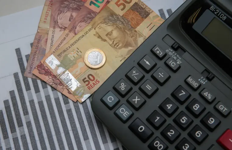 Atividade econômica registra alta de 0,2% em agosto
