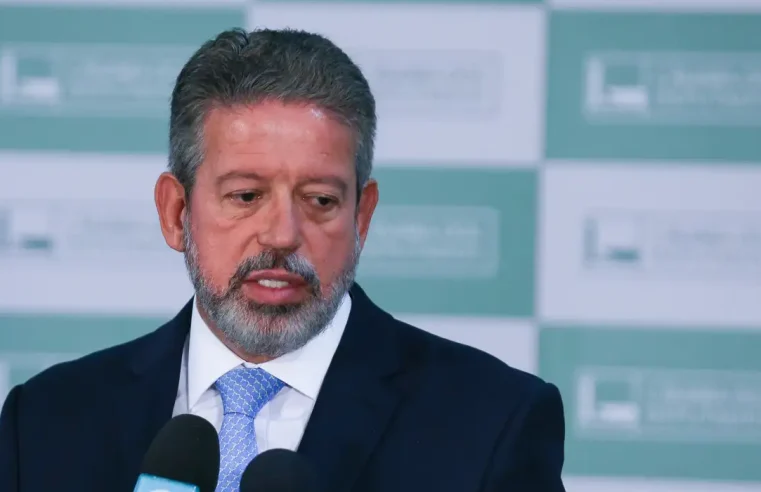 Lira anuncia comissão especial para analisar PL da Anistia
