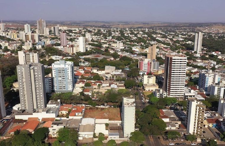 Sanepar faz pesquisa socioambiental em sete mil imóveis em Umuarama