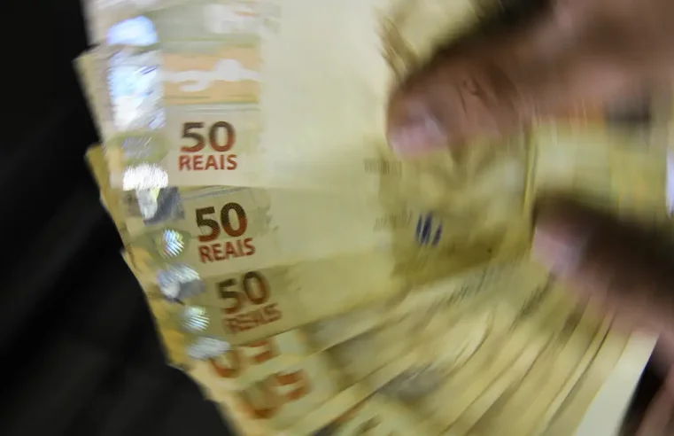 Serasa abre um dia de negociação de dívidas