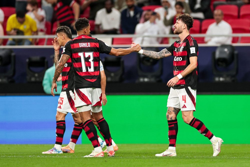 Flamengo enfrenta PSG em busca do título da Copa Intercontinental