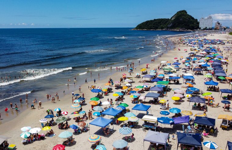 No Paraná, verão chega com muito calor, mas o Natal será de chuva no Estado