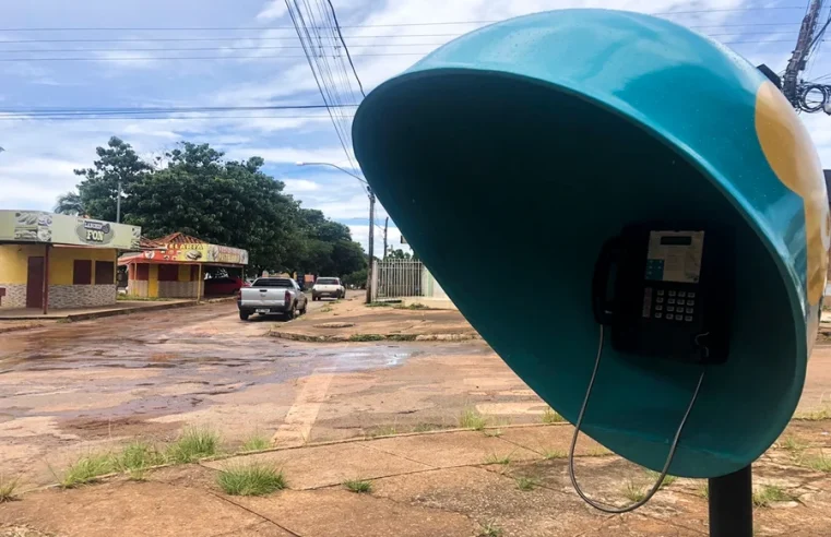 Adeus ao orelhão: telefones públicos começam a ser retirados das ruas em 2026