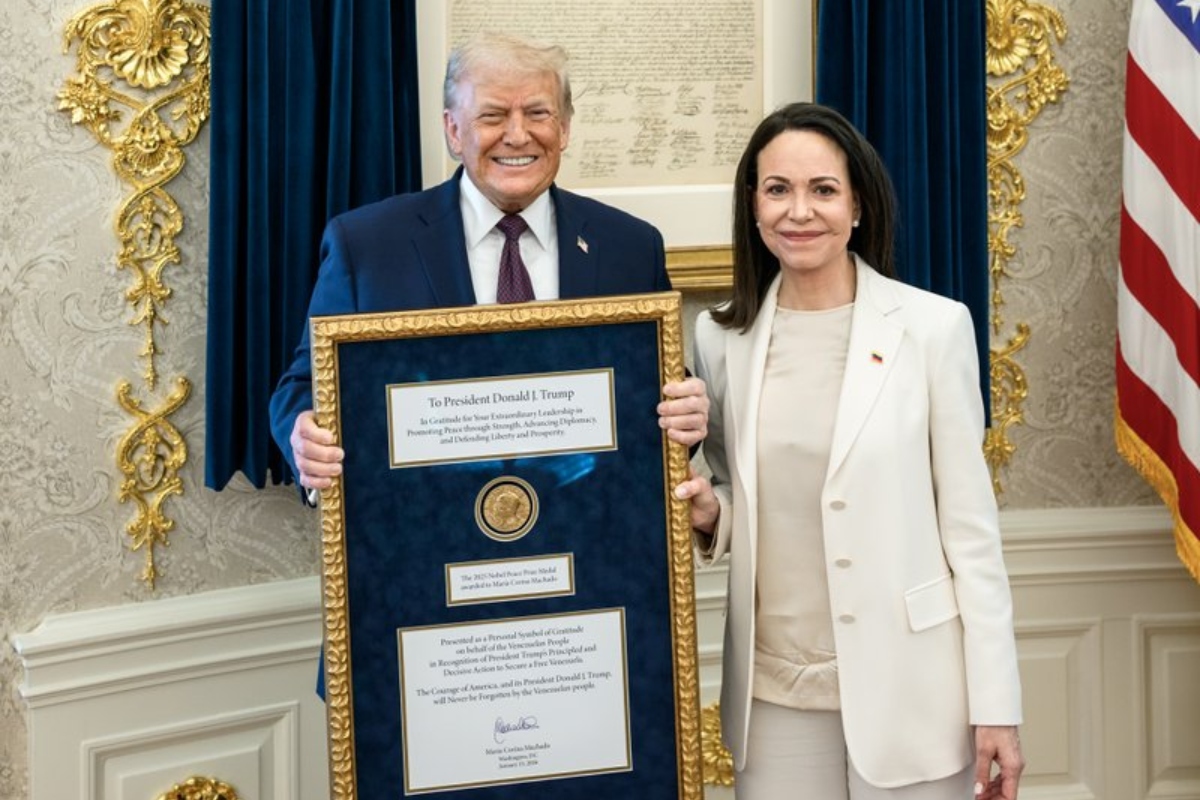 “Não pode ser repassado”, diz Fundação Nobel após Machado afirmar que doou medalha a Trump
