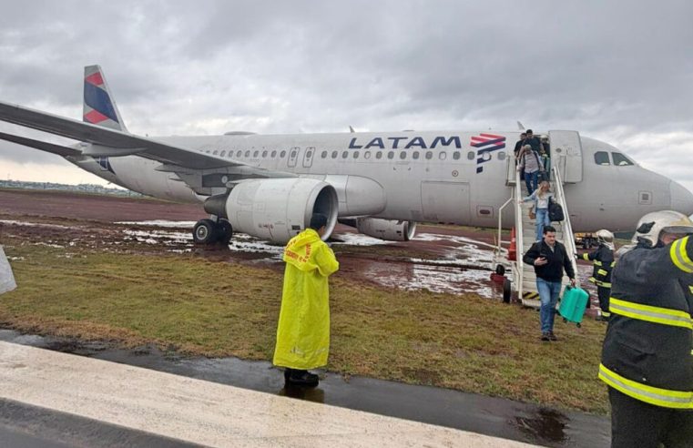 Airbus da LATAM sai da pista após pouso no Aeroporto de Cascavel
